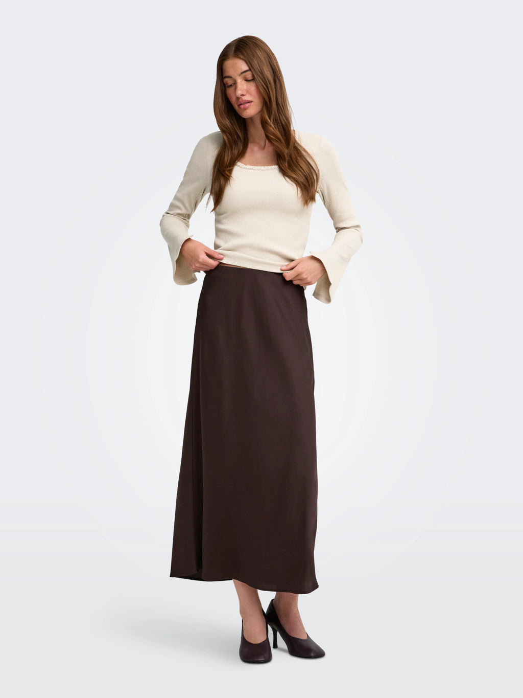 ONLCHIGO ANKEL SATIN SKIRT WVN