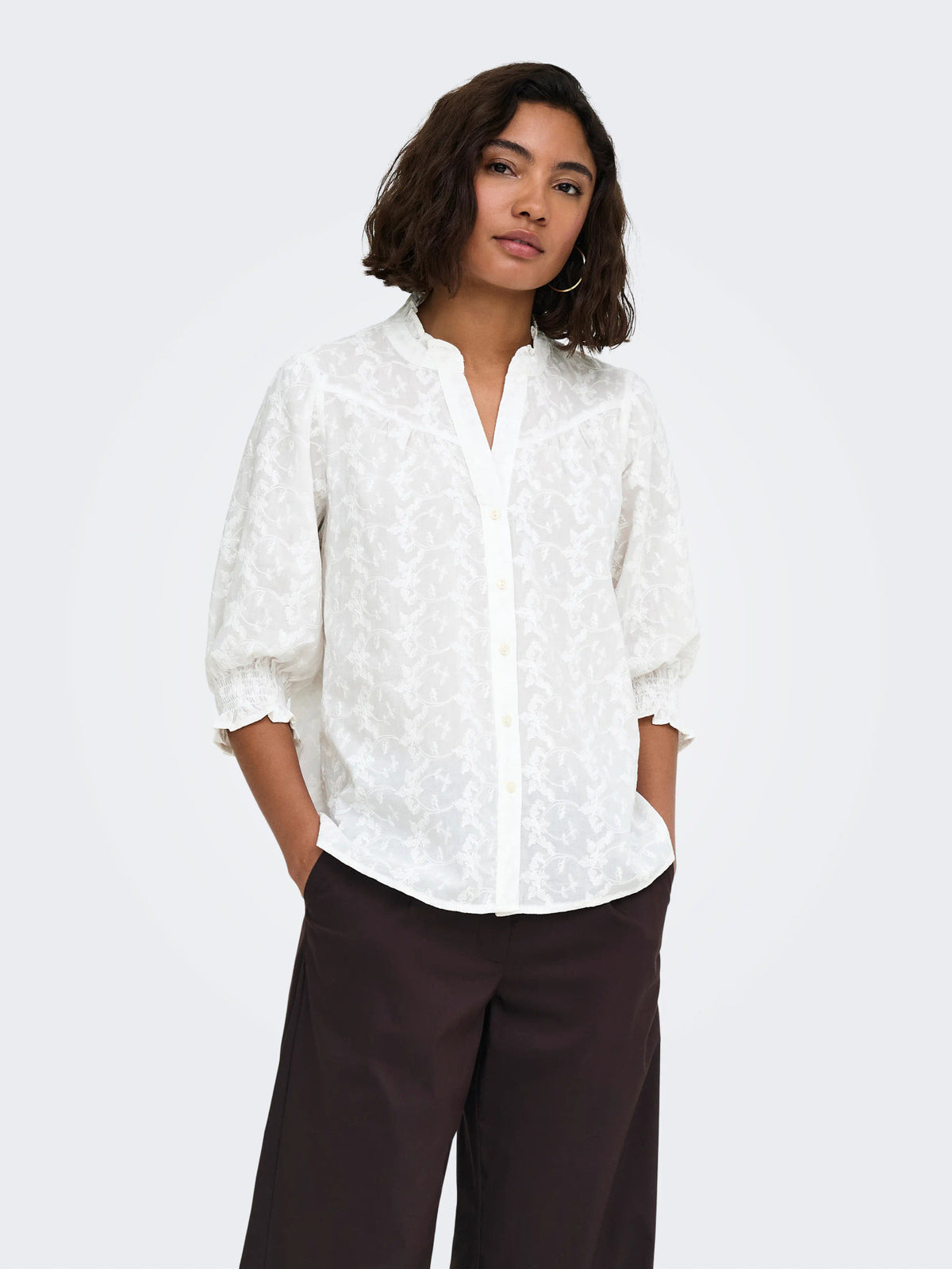 ONLRAYA 3/4 EMB SHIRT WVN NOOS